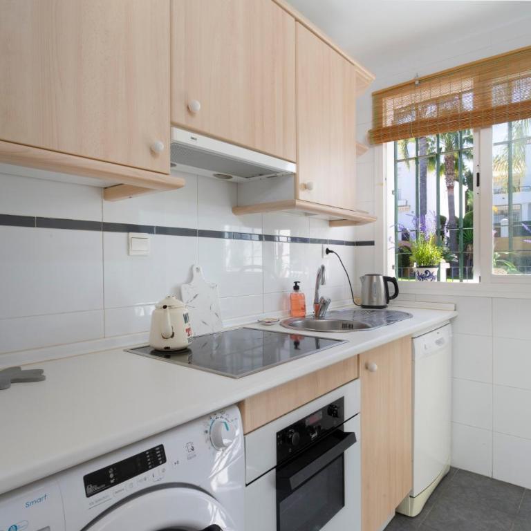 Family friendly near Puerto Banus - Appartement 2 Chambres Deluxe avec Balcon - 12
