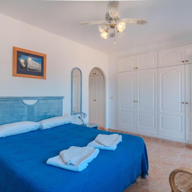 Cozy 2-Bedroom Apartment with Garden View in Costa Adeje - Apartment - 25