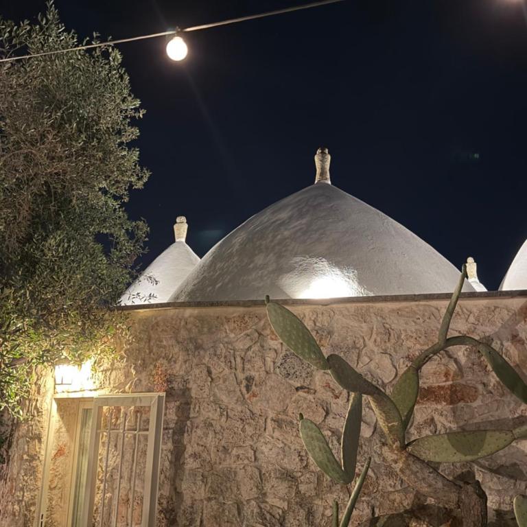Trullo Lei by Borgo Paoli, Romantic Experience with Pool & Olive Trees in Ostuni - Villa de 2 dormitorios - 3