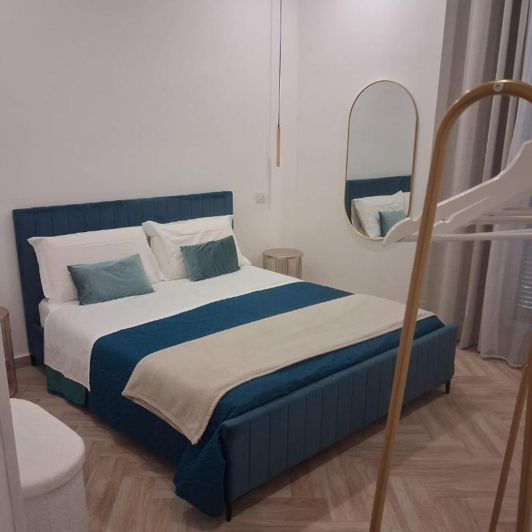 Seven Duchesca - Deluxe King Room - 2