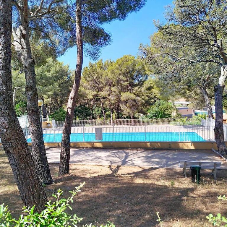 Appartement T2 à Bormes-les-Mimosas avec piscine et 5 couchages - FR-1-610-106 - Apartment - 17