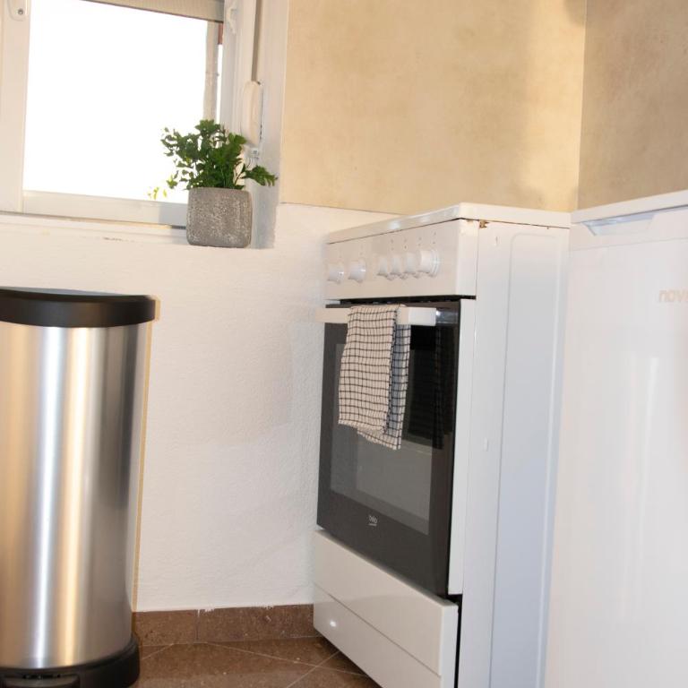 Private Sunny Hills Apartment - One-Bedroom Apartment - 18