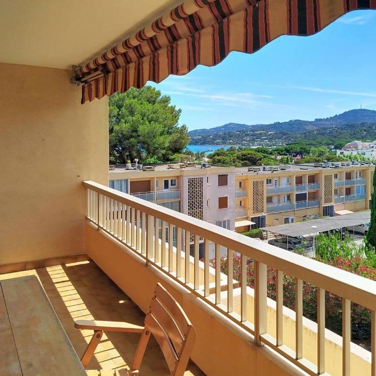 T2 avec Loggia et Balcon à Bormes-les-Mimosas - FR-1-610-91 - Apartamento - 1