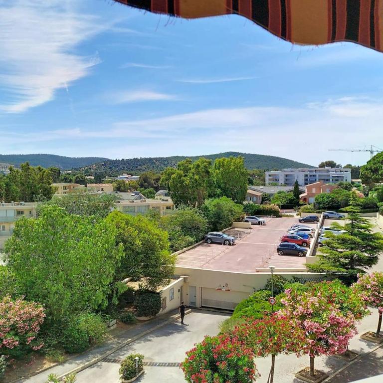 T2 avec Loggia et Balcon à Bormes-les-Mimosas - FR-1-610-91 - Apartamento - 13