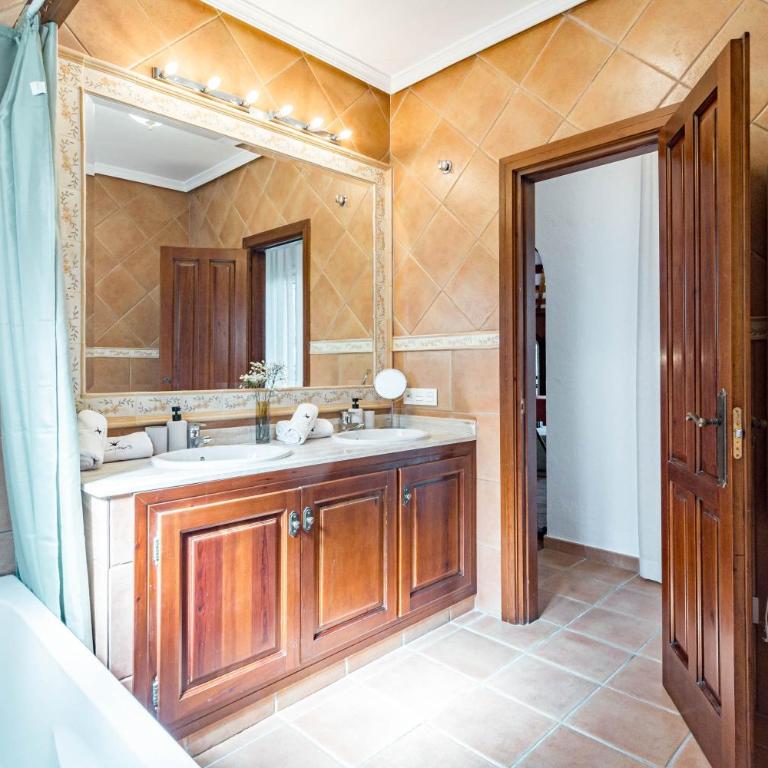 Sunhouse Villa Marbella - Villa con vistas al jardín - 23