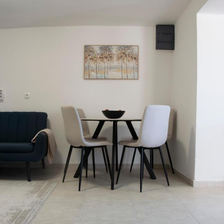 Private Sunny Hills Apartment - One-Bedroom Apartment - 5
