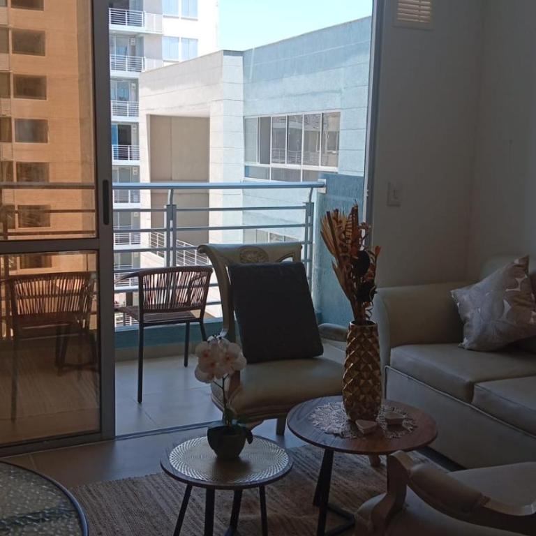 Apartamenteo familiar cerca al Rodadero, mar, wifi, piscina y parqueadero - Three-Bedroom Apartment - 7