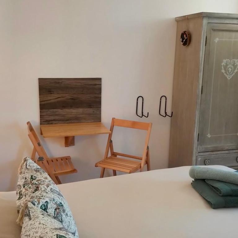 LA JARBELLE - Gîte et Spa - Chambre Double ou Lits Jumeaux - Vue sur Montagnes - 4