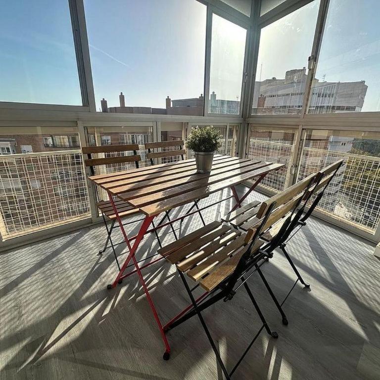 apartamento con terraza - Apartamento de 2 dormitorios con balcón y terraza - 1