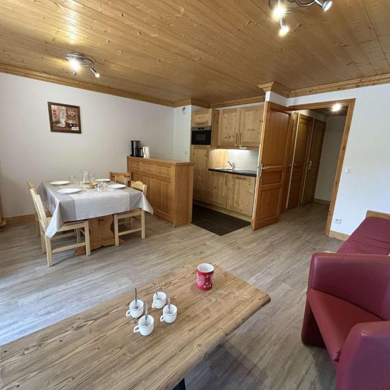 Appartement 2 pièces à Méribel avec parking proche ski - FR-1-180-646 - Apartment - 17