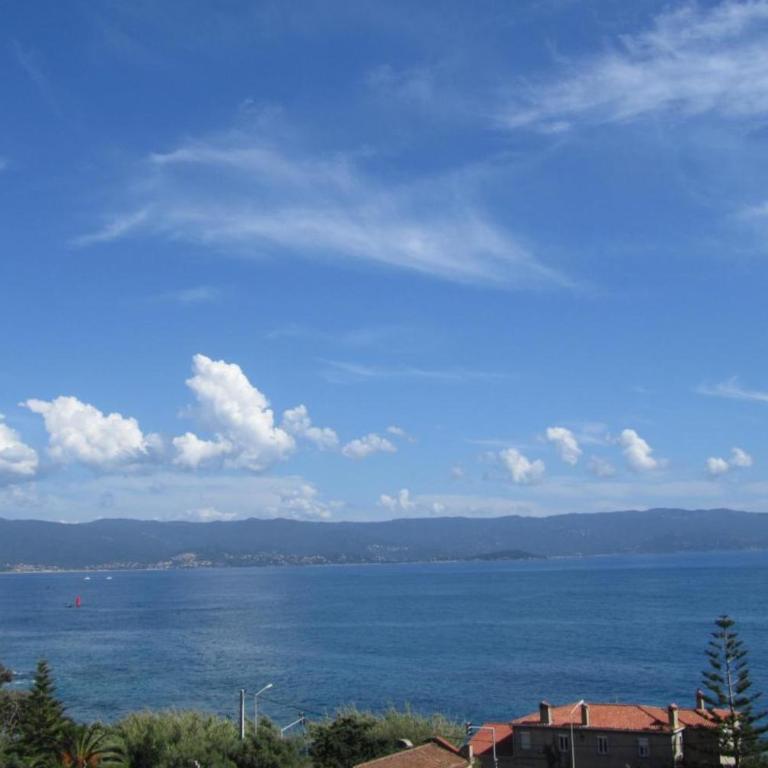 Apartment with Panoramic Sea View - Apartamento - 11