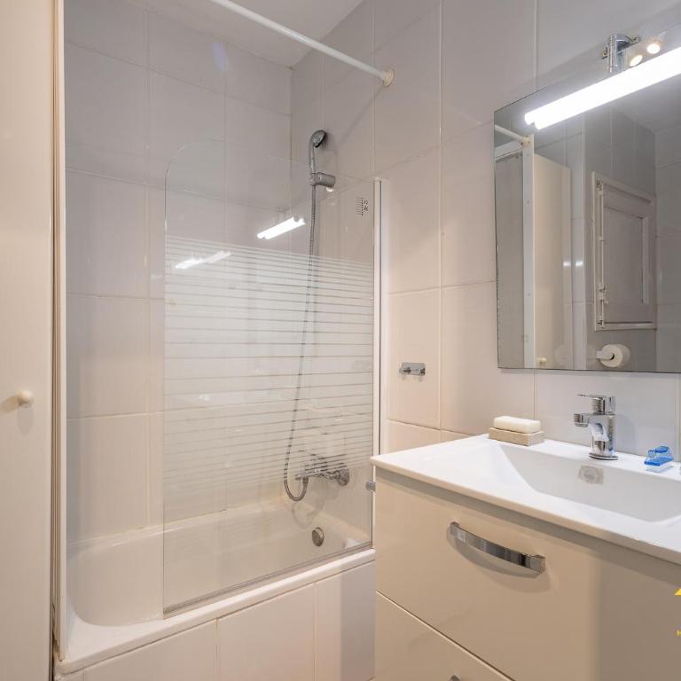 Apartamento con gran terraza a 5 Min de la Playa y PortAventura - Appartement 2 Chambres - 71