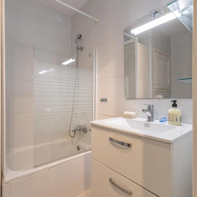 Apartamento con gran terraza a 5 Min de la Playa y PortAventura - Appartement 2 Chambres - 43