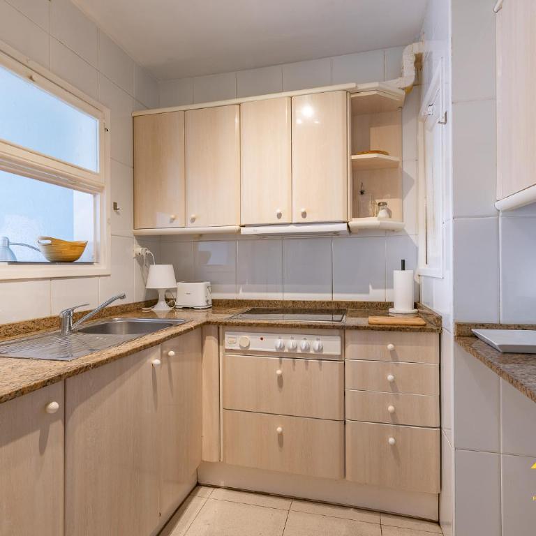 Apartamento con gran terraza a 5 Min de la Playa y PortAventura - Appartement 2 Chambres - 58