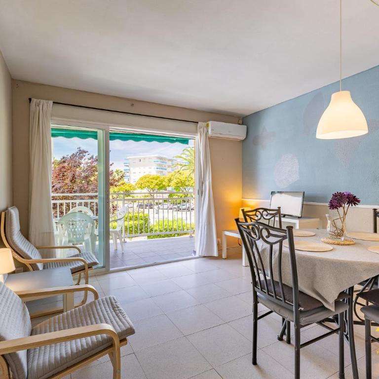 Apartamento con gran terraza a 5 Min de la Playa y PortAventura - Appartement 2 Chambres - 1