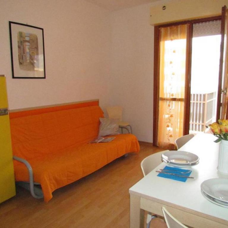 Spacious flat with pool access - Apartamento - 1