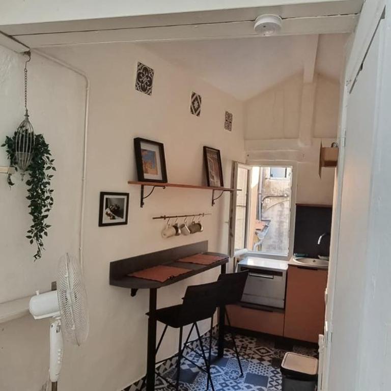 Charmant Studio Vieille Ville de Menton, Basilique Saint-Michel - Appartement 1 Chambre - 7