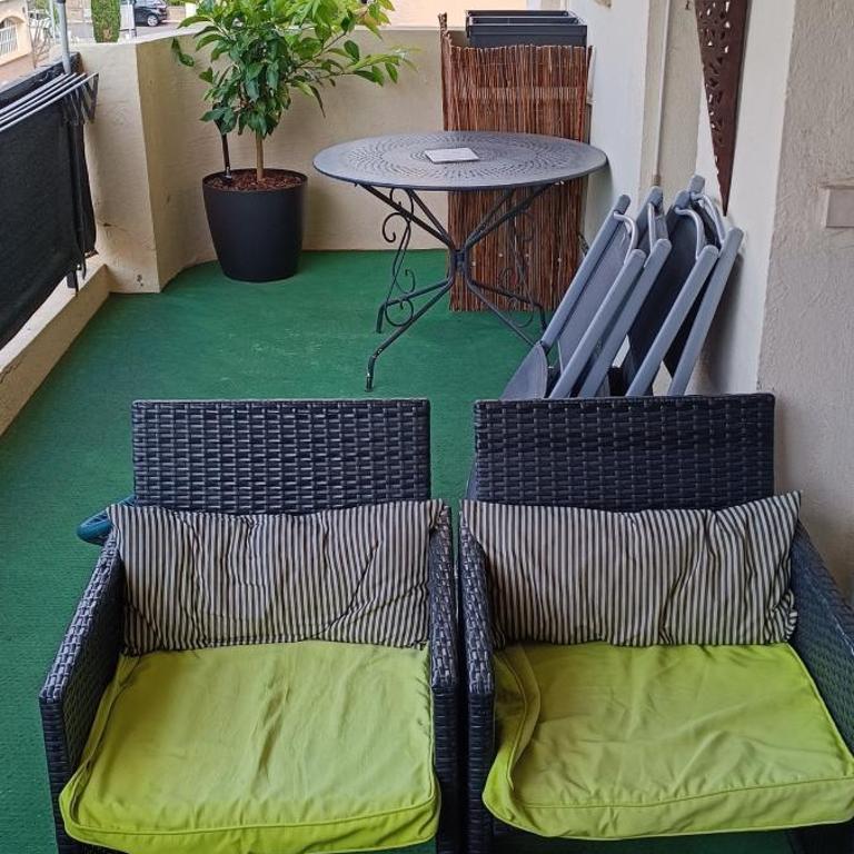 Rosas Santa Margarida large T3 proche de la mer - Two-Bedroom Apartment - 3