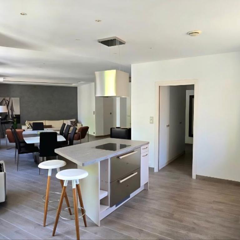 Chic duplex in Saint-Tropez with parking - Apartment - 6