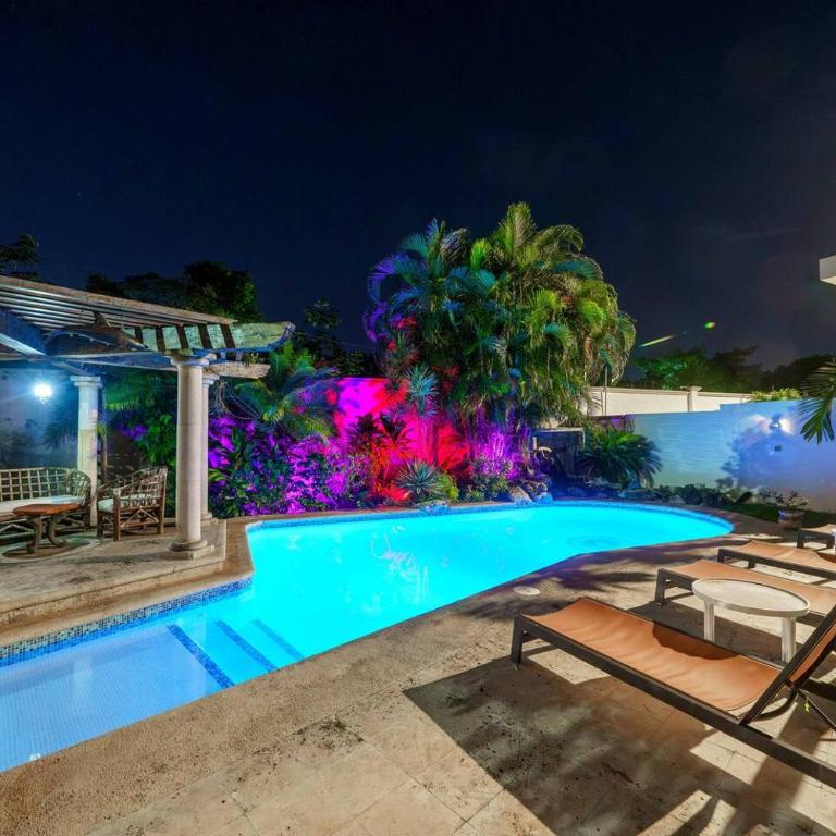 5 Bedrooms - Private Pool - 10,000sqft - Villa - 1