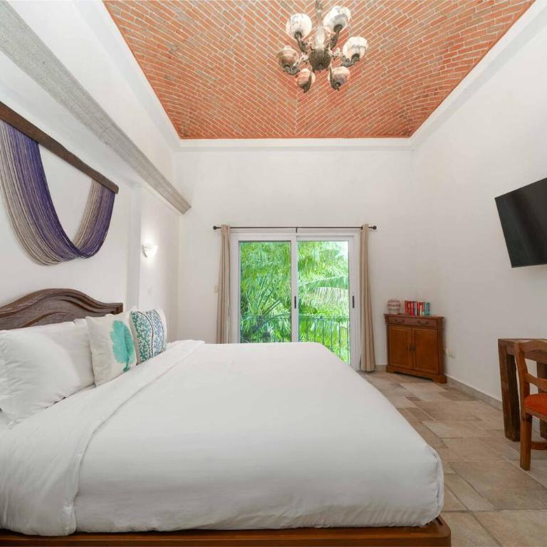 5 Bedrooms - Private Pool - 10,000sqft - Villa - 37