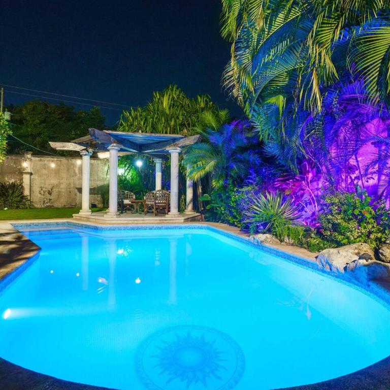 5 Bedrooms - Private Pool - 10,000sqft - Villa - 3