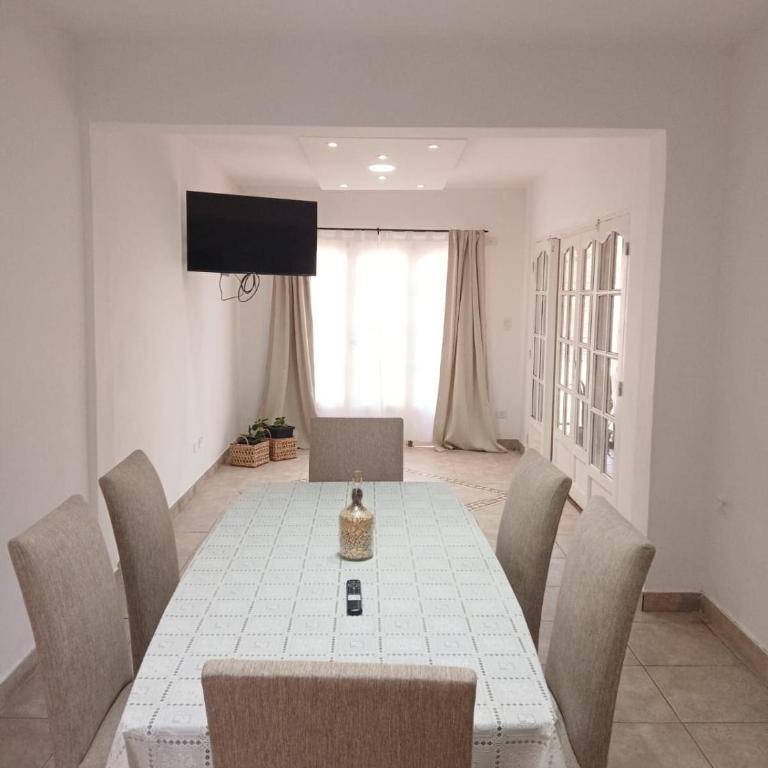 Casa Luminosa Con patio y garaje - Casa de 2 dormitorios - 13
