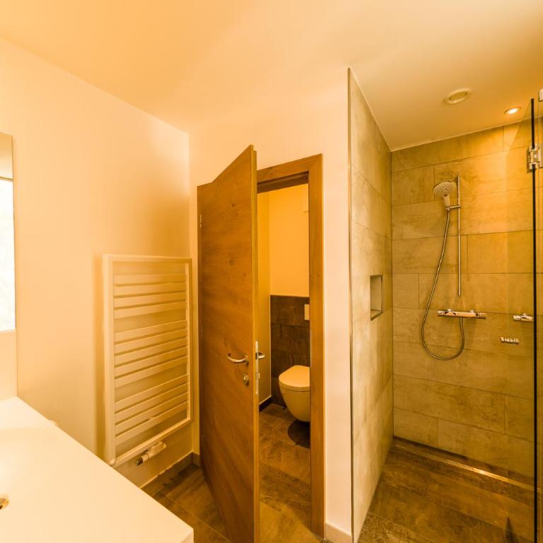 Weingut-Wohlfühlzimmer Adam-Lieleg - Chambre Double Deluxe - 17