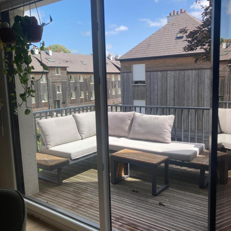 Élégant T3 avec terrasse plein sud, proche centre - Apartment mit 2 Schlafzimmern - 4