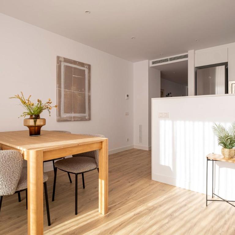 Rosselló Residence - Apartamento de 3 dormitorios con balcón - 8