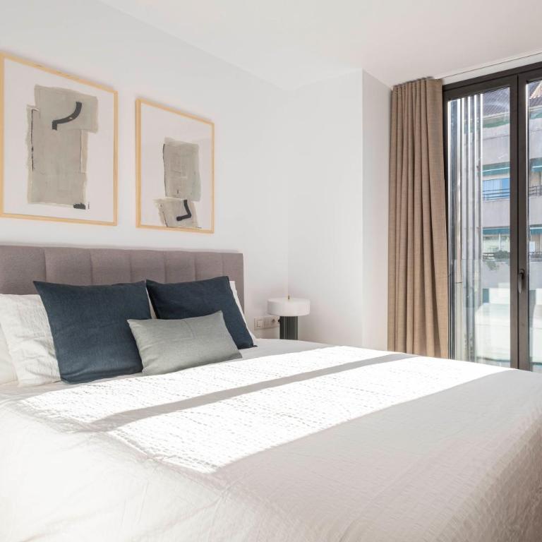Rosselló Residence - Apartamento de 3 dormitorios con balcón - 16