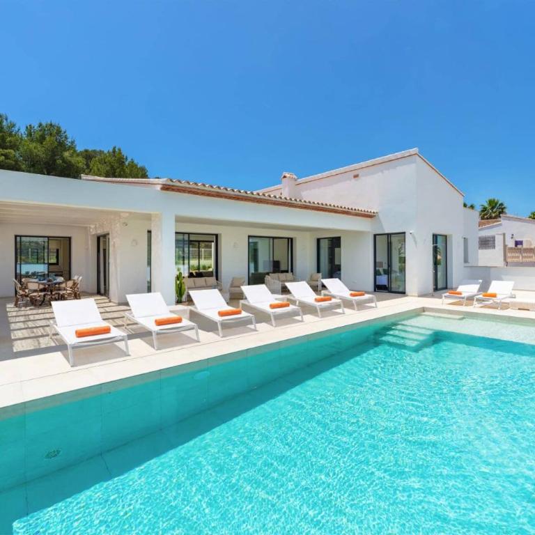Villa Casa Pi by Villa Plus - Villa - 1