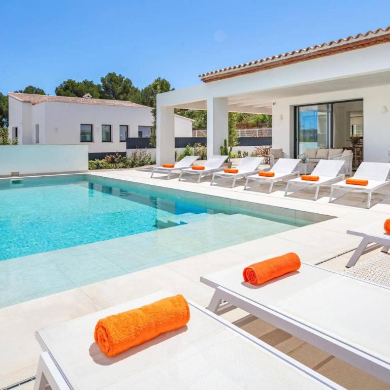 Villa Casa Pi by Villa Plus - Villa - 3