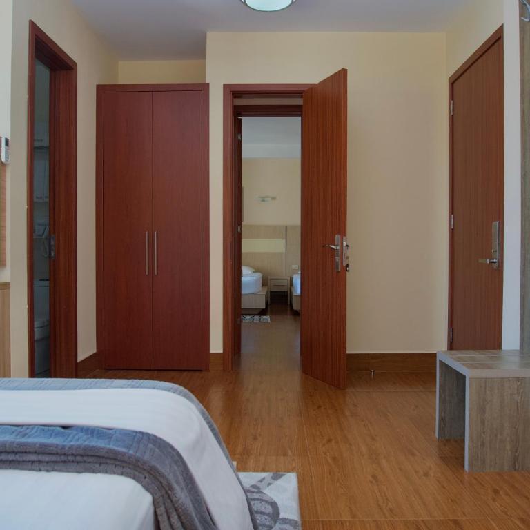 Hotel Blue Moon - Family Double Room - 18