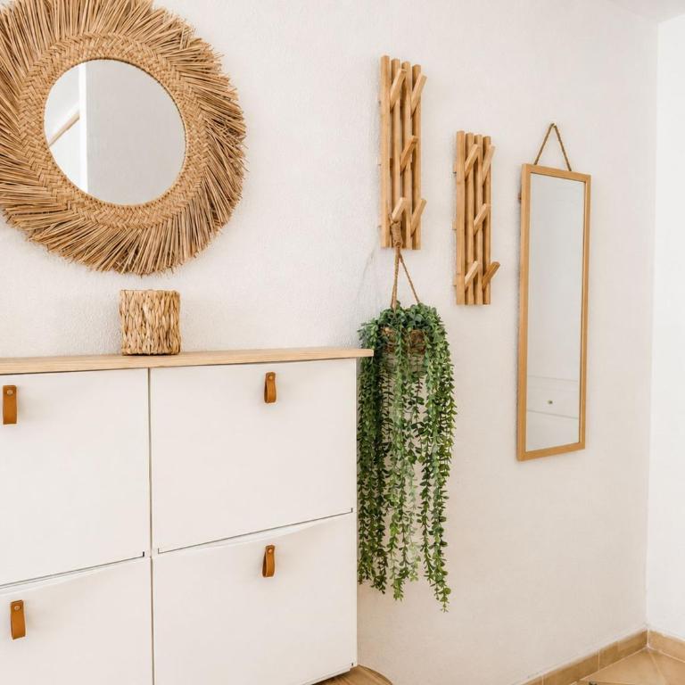 Modern studio near the sea - Apartment - 16