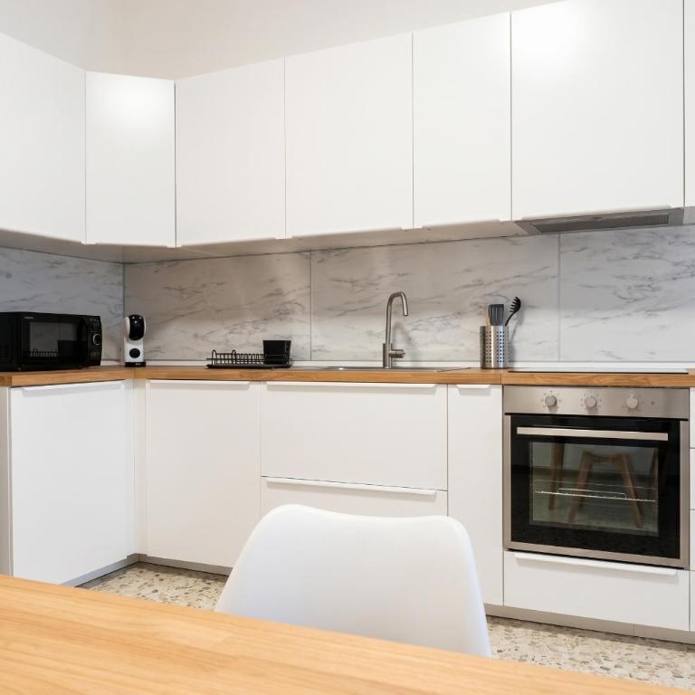 Ricasoli 120 - Monopoli Central Apartment - Four-Bedroom Apartment - 26