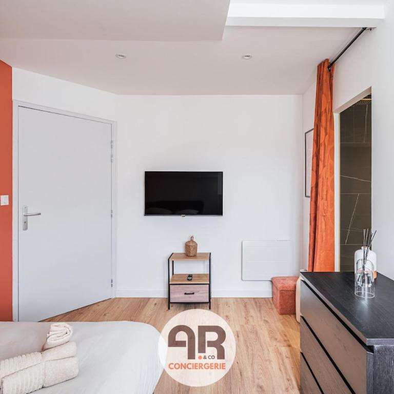 La Casa Marrakech - Studio rénové - Proche gare - 2 pers - Appartement 1 Chambre - 11