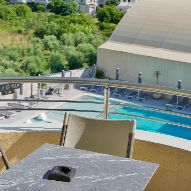 Hotel Blue Moon - Family Double Room - 9