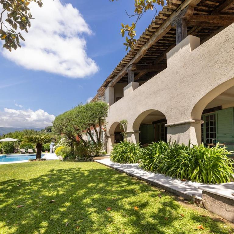 Charming Provencal Villa with Pool & Lush Gardens - Villa - 33
