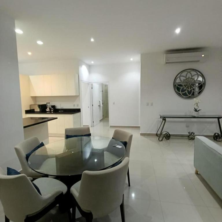 Torre Eme Azul Celeste de Lujo Frente Playa y Malecon - Appartement 1 Chambre - 3