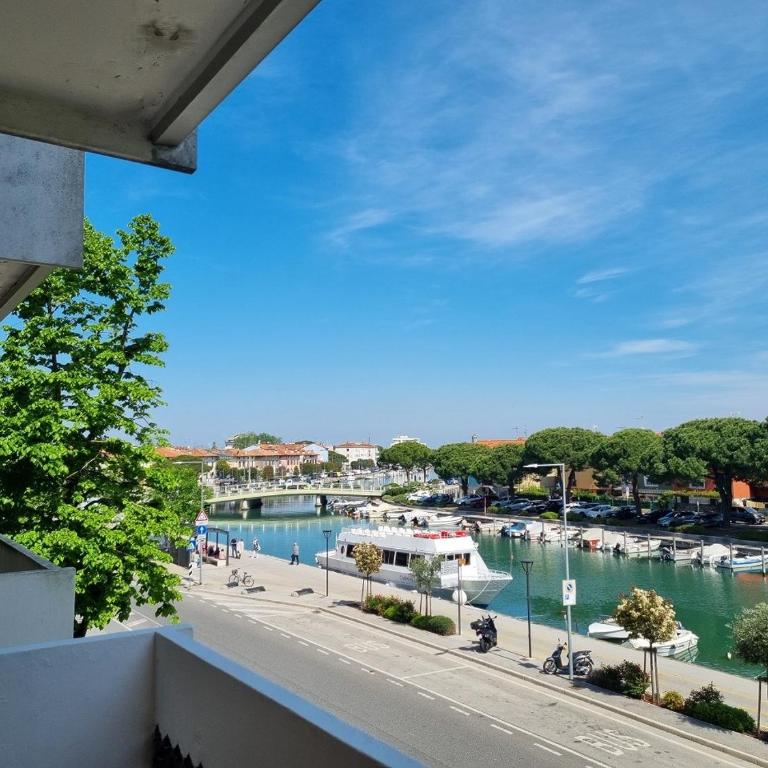 Appartamenti Grado Centro - Appartamento con 3 Camere da Letto e con Vista - 9