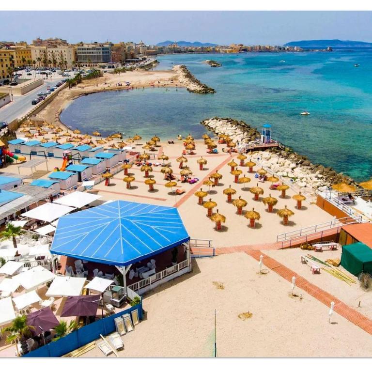 PassoMare, seaside city apartment - One-Bedroom Apartment with Balcony and Sea View - 38
