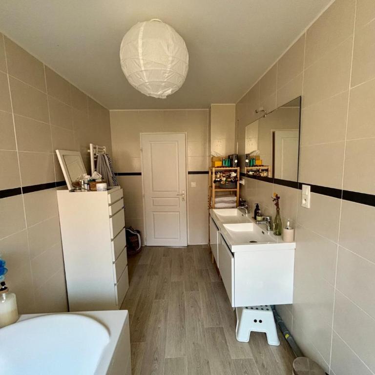 Grande Chambre Premium climatisée, Parking clos - Doppelzimmer mit eigenem Bad - 7
