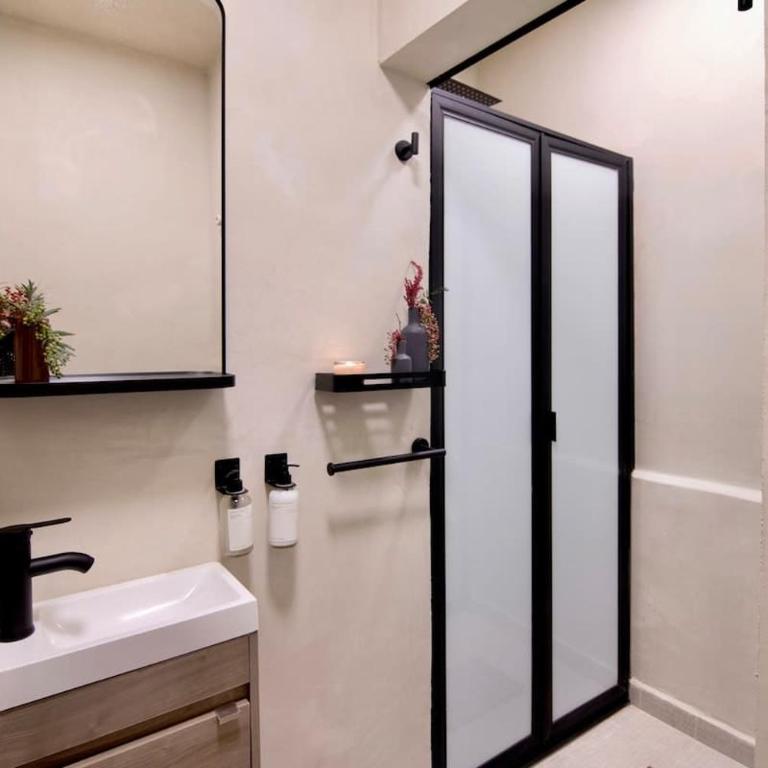 CASA SOUL - Stylish 9BR Villa with Rooftop in Condesa - Villa de 1 dormitorio - 13