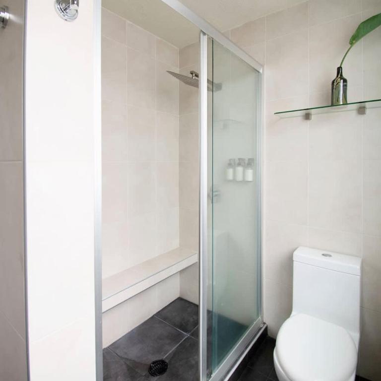 CASA SOUL - Stylish 9BR Villa with Rooftop in Condesa - Villa de 1 dormitorio - 85