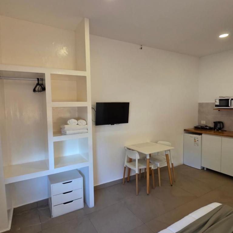 Aparts Magallanes - Classic Apartment - 3