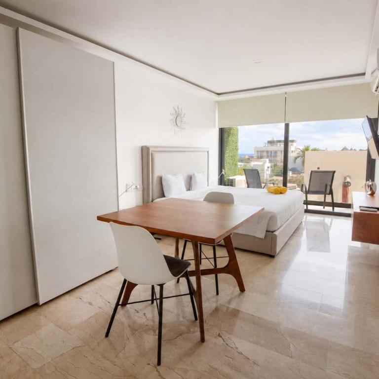 Ocean View from your room 100MB Wifi top location - Studio - 3