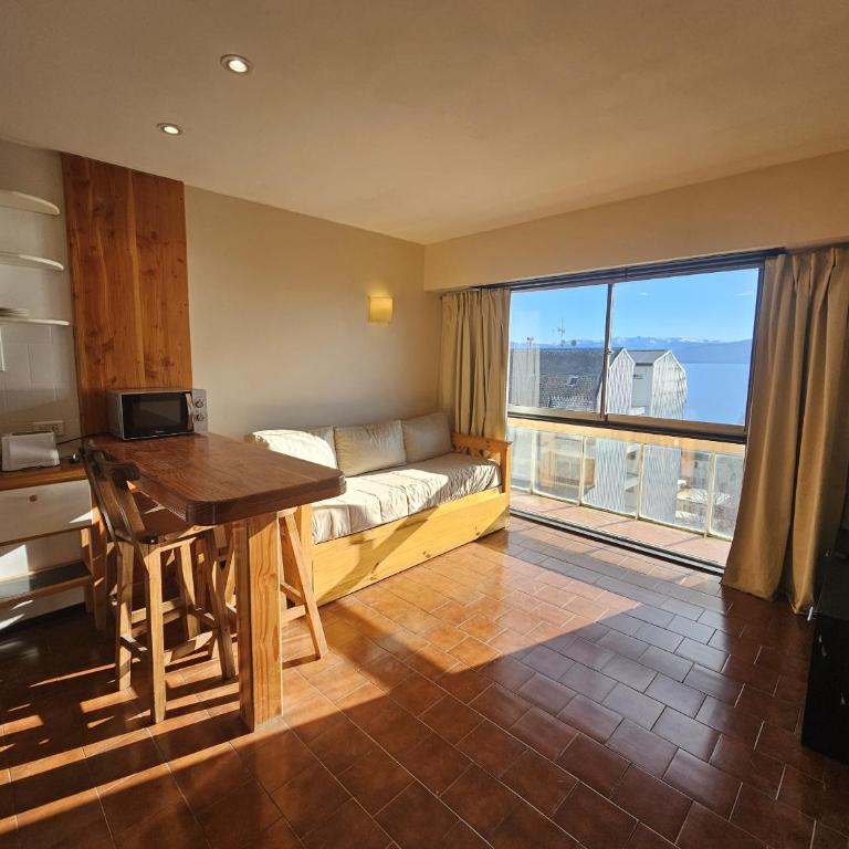 Lago y Ciudad, a pasos del Centro Civico - Apartamento de 1 dormitorio con vistas al lago - 14