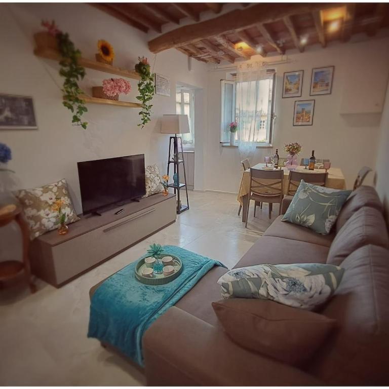 Nel cuore dell'Anfiteatro Romano di Lucca - Apartamento de 3 dormitorios - 1