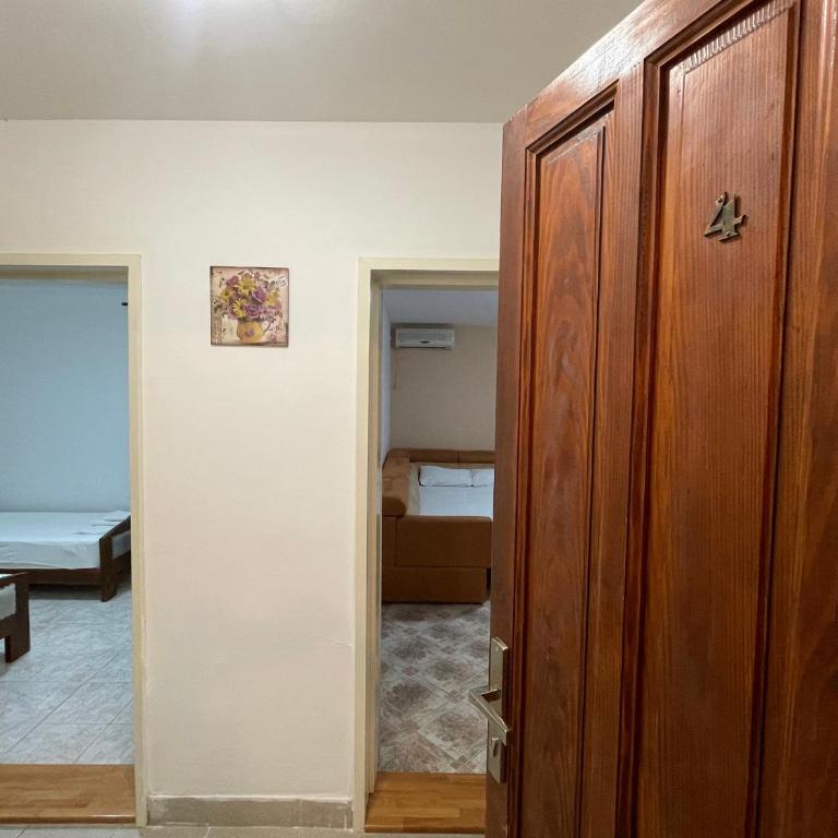 Apartments Minja S - Two-Bedroom Apartment with Terrace - 13